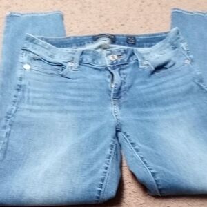 Lucky Brand Women's Straight Leg Jeans in Light Blue